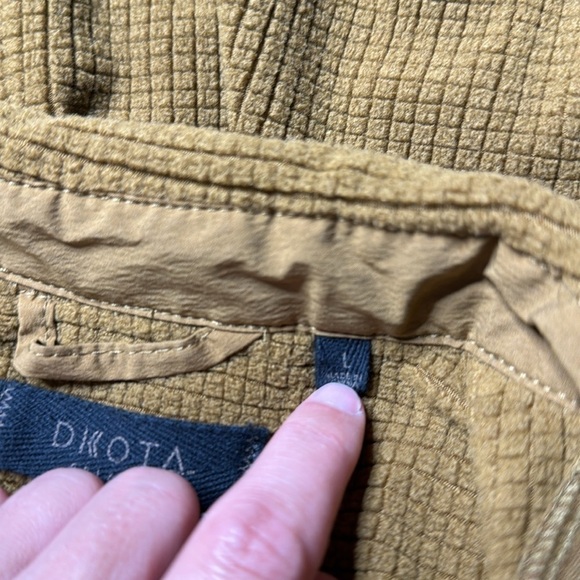 Dkota Grizzly Grayson Brown Button Up Fleece Shirt Size Large - Picture 8 of 10